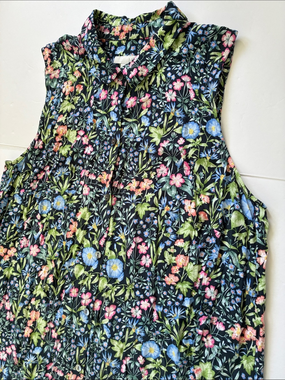 J. Jill Floral Meadow Sleeveless Button Down Shirt Dress Pockets Size Medium - Picture 13 of 17